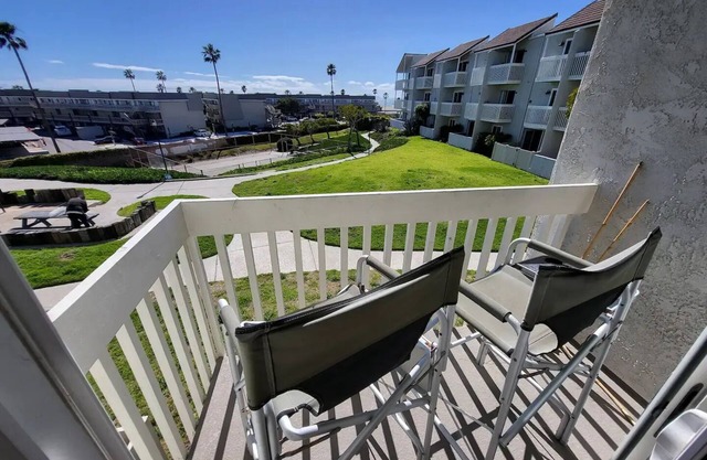 White water views Beach Front Condo - Steps to the beach - Monthly rate Discount