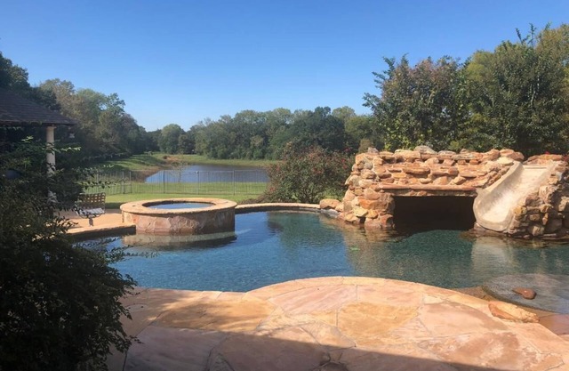 Whitetail Ranch Manor Retreat 685 ACRES!