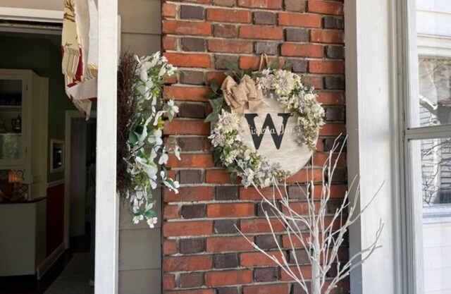 Whole House w/Cottage