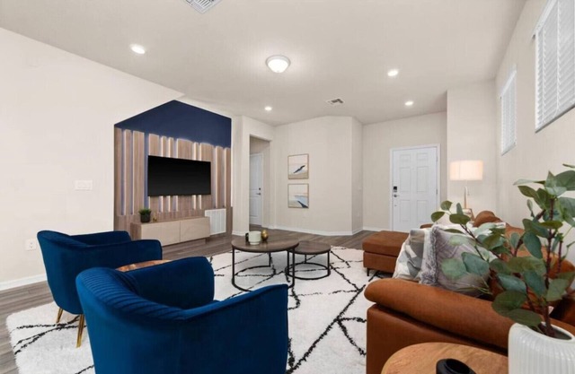 WI3277 Luxury 5BR Windsor Island Resort Home Near Disney | Pool