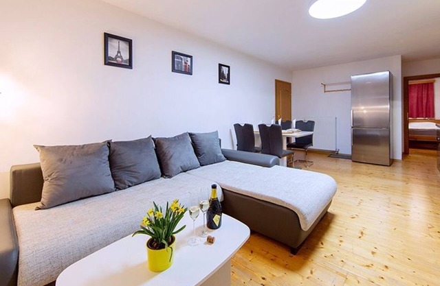 Wieneroither August - Ferienwohnung Schafbergblick