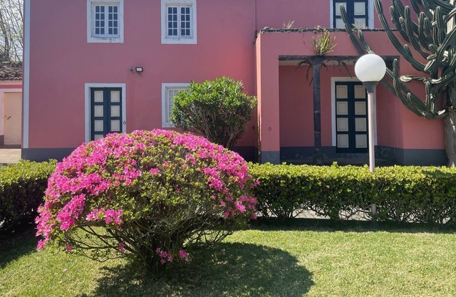 WIFI-enabled, <10 min to Beach - 18th Century Private Villa