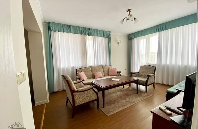 Wild Cherry Apartments - The Blue Apartment One-Bedroom Apartment