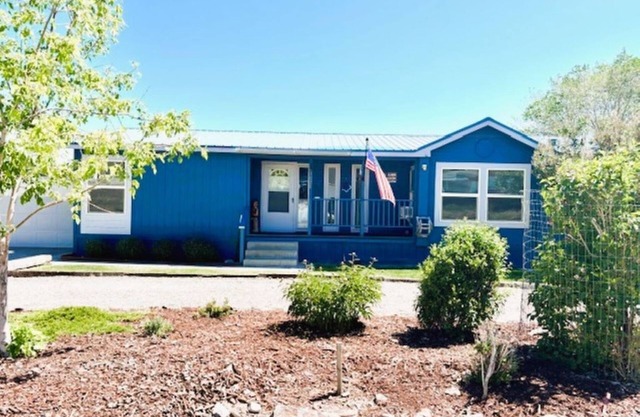 Wild West Hideaway a 3-bedroom house in charming Challis with WiFi, AC. Book now