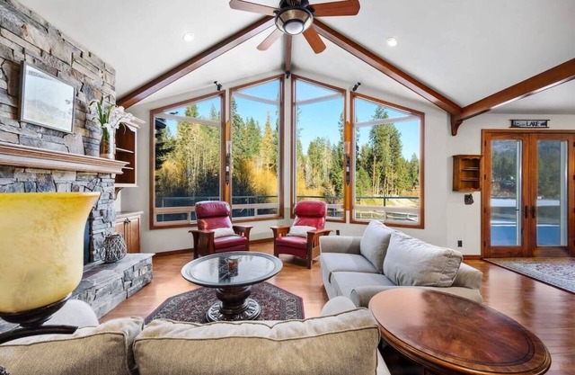 Wildcat Creek Lodge |Waterfront on Hayden Lake