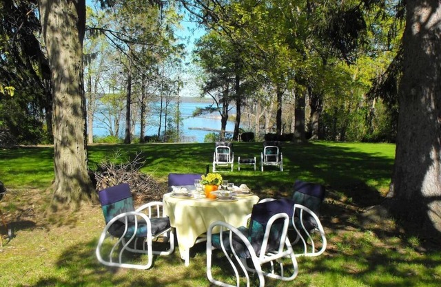 Romantische Seneca Lake Wine Trail Getaway / Whirlpool / Haustierfreundliche