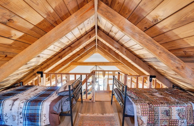 Wildwood Charming Cabin Near Oxford and Sardis Lake!