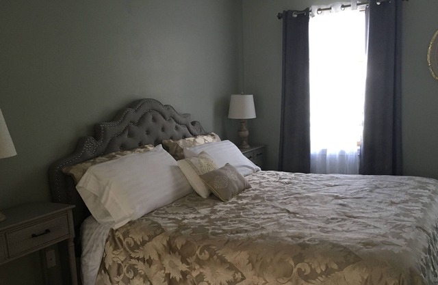 Williston Village INN- Suite r. für 4 personen