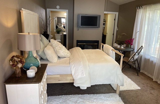 Willow Glen Hideaway