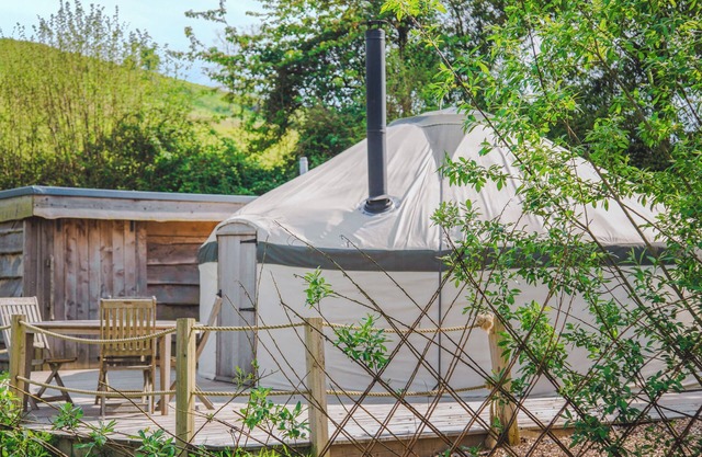 Willow Yurt - UKC6947