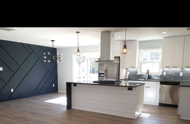 Wilmington Charming 3 bedroom House with Huge Yard