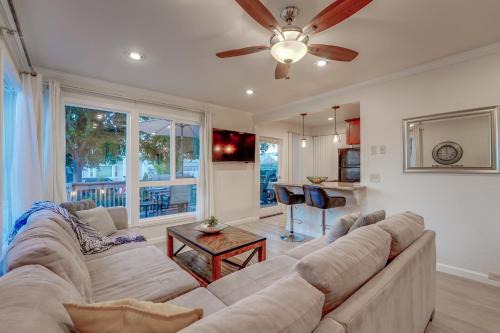 WindnSea Beach Perfection - Walk2Beach, Pet Friendly & Parking