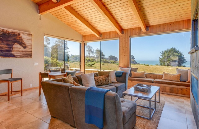 Windsong ... Oceanfront Views aus allen Zimmern, einstöckigen und privaten Whirlpool