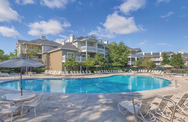 Windsor, Kalifornien: Sonoma 1 Schlafzimmer Condo w / Kamin, Resort Pool, Spa, WiFi & More!