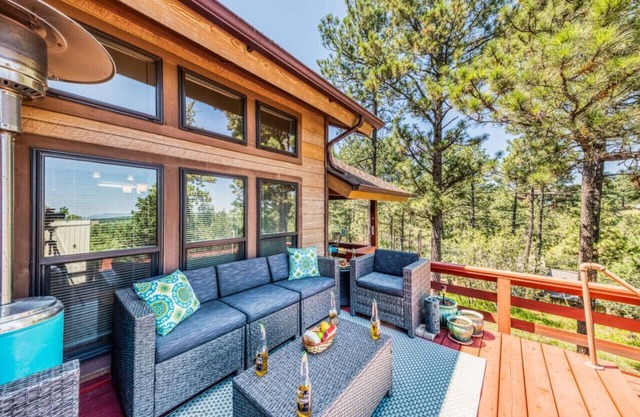 Windy Pines-Spacious MTN cabin/ Views/ Alto CC