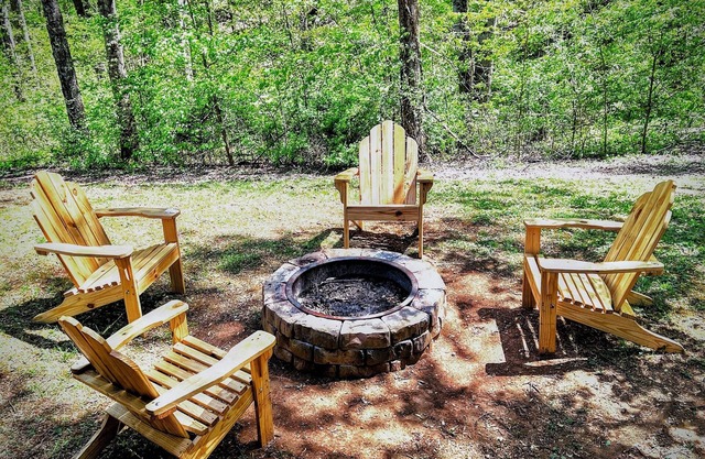 2 Bedroom-2 bath, Pet-Friendly-Fenced in yard- Handicap Ramp-September Special!