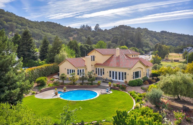 Wine Country Luxury Retreat - Pool Sauna Spa Views