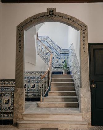 Wine Country stay at Ca Escoda between Montsant and Priorat on the Ebro Riverside