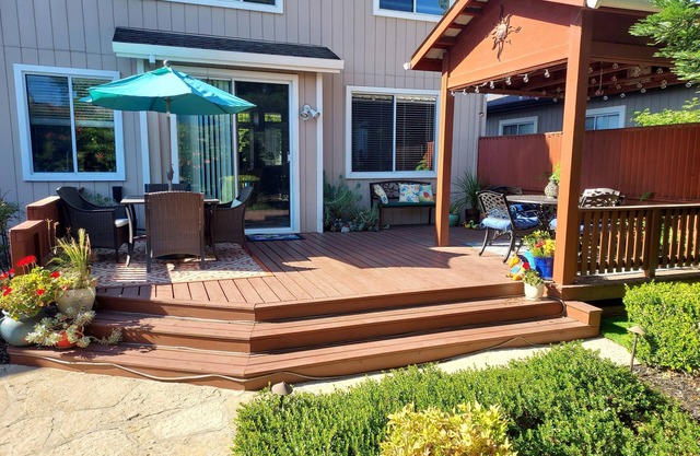 Wine country suburban retreat—minutes to town, wineries, and the coast!