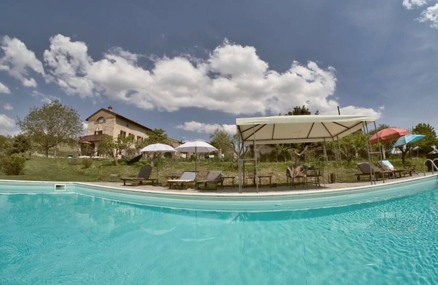 Weingut Cascina Intersenga - "Mansarde Stellacadente"