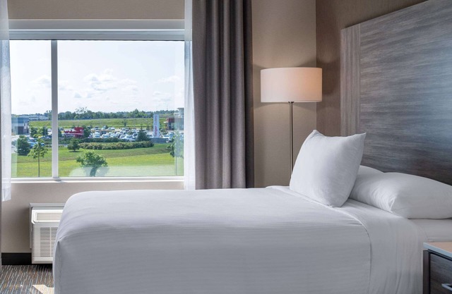 Wingate by Wyndham Kanata West Ottawa