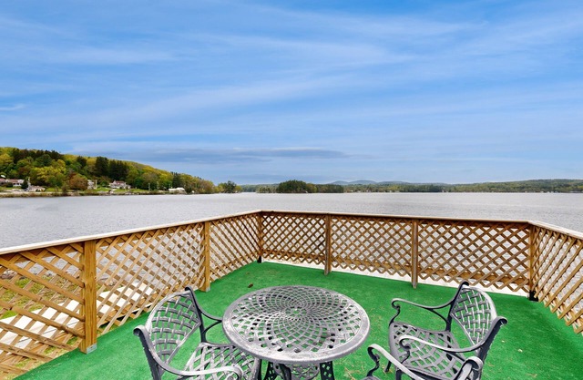 Winnisquam Lake Retreat | House in Tilton with lakefront yard and gas grill