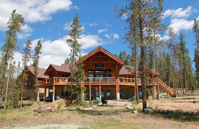 Herrliches 6000sf Blockhaus mit Winter Park Ski Resort & Continental Divide Ansichten