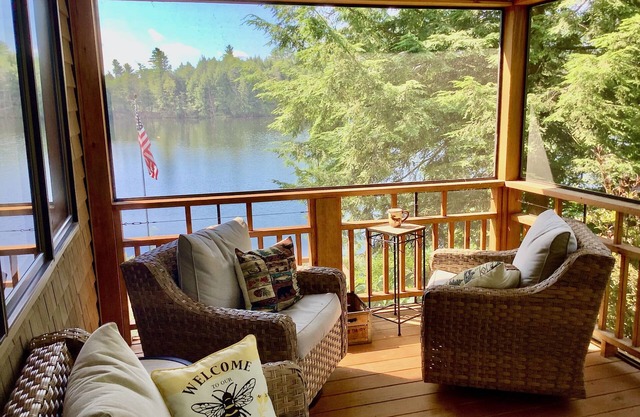 Winter Wonderland Lake Kasoag! Close to Snowmobiling, Ice Fishing, & Much More!