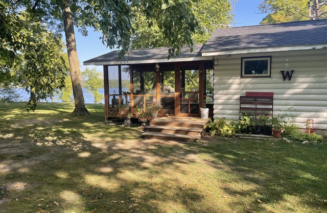 WinterHaven Resort: Blocklakecabins #1. Family fun at the lake for all ages!
