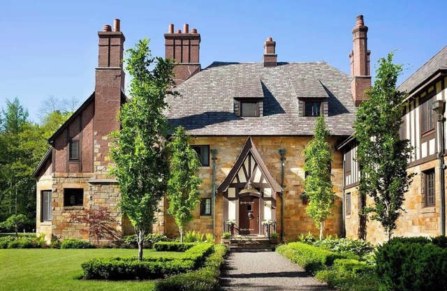 Winthrop Estate - 1925 Charm & Modern Luxury