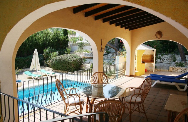 mit Klima!,freist. Haus, gr.Garten, Pool, BBQ-Grill, Terrasse, kleinkindgeeignet