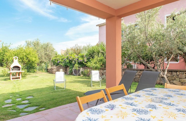 Mit großem Garten und in ruhiger Lage - Villetta Corbezzolo