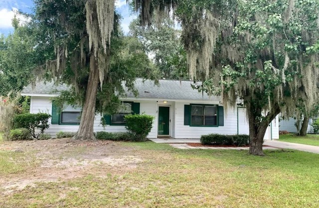 Wonderful 3 Bedroom 2 Bath