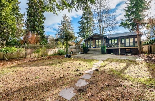 Wonderful 3-Bedroom House Dunbar near UBC