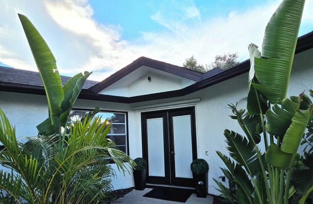 Wonderful 3-bedroom house with AC in Cape Coral