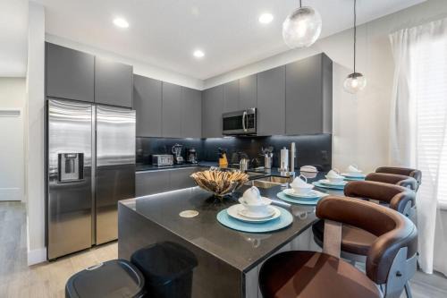 Wonderful 4BD Home with Pool near Disney