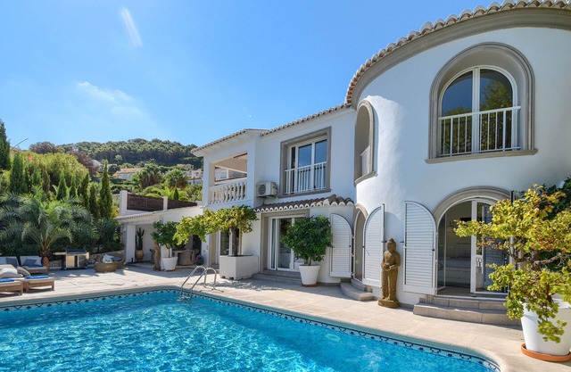 Wunderschöne und komfortable Villa mit privatem Pool in Javea, Costa Blanca, Spanien für 8 Personen