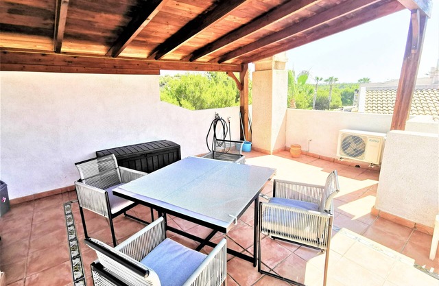 Wunderschöne Wohnung mit Solariumterrasse und Gemeinschaftspools, Las Ramblas