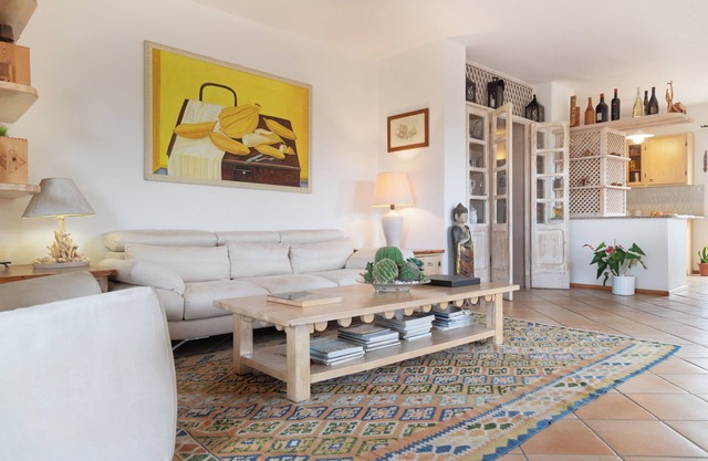 Wonderful apartment in San Pantaleo, comfortable and elegant