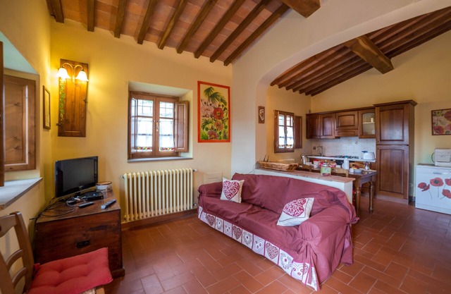 Für Familie in Stein Bauernhaus in der Nähe von Florenz mit Pool und Garten