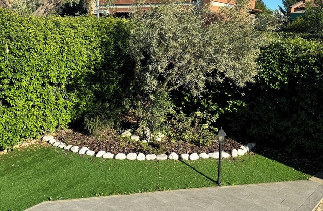 Wonderful apartment in villa with kitchen, imperial bathroom and big garden