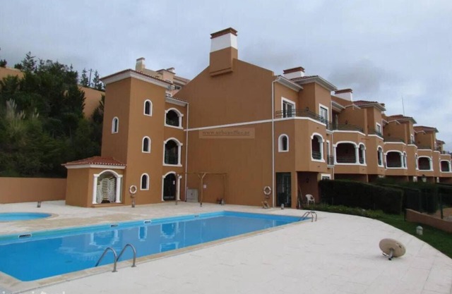 WONDERFUL APARTMENT ON A GOLF COURSE