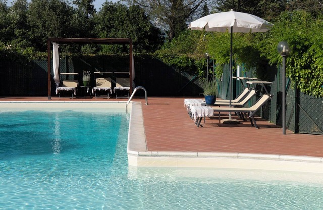 Wonderful cottage with pool near Arezzo