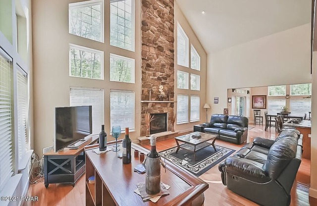Wonderful cozy 3-bedroom perfect family retreat