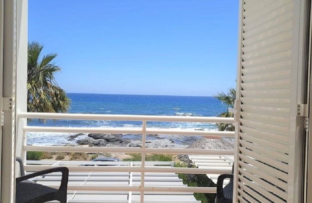 WUNDERBARES HAUS VOR DEM MEER