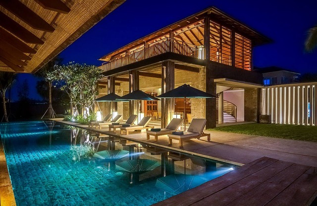 Wonderful Estate of 5,900 sqm in Badung, Bali! (incl 12 pers)