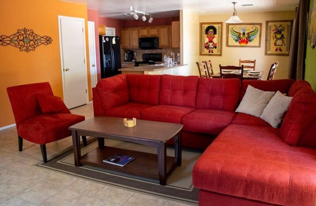 Wonderful Family Style Vacation Home in Tucson!