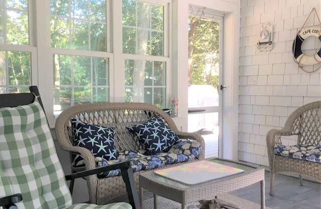 Small-Dog Friendly, Fenced Yard, Central AC - HA0196