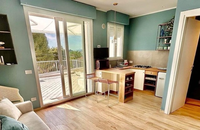 Wonderful mono with sea view terrace