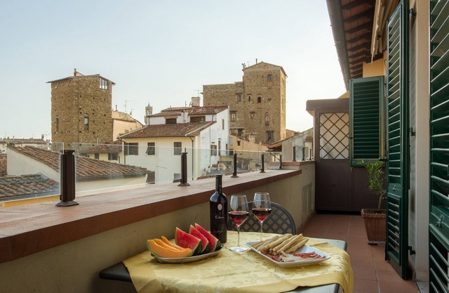 Wunderbare neue Suite mit Aufzug, Terrasse und Aussicht